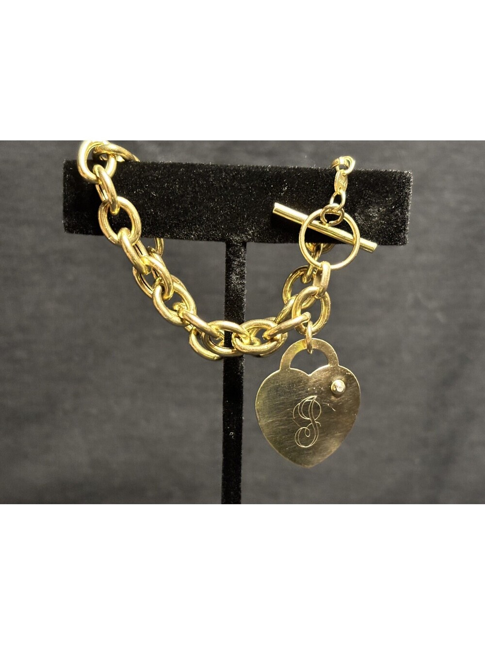14K Yellow Gold Heavy Charm Bracelet 10.59g Heart Diamond Toggle Italy
